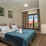 Zamorski By The Sea Bed & Breakfast