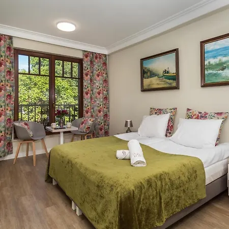 Bed and Breakfast Zamorski By The Sea Σόποτ