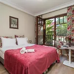 Bed & Breakfast Zamorski By The Sea