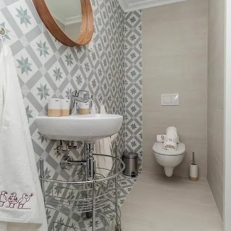 Zamorski By The Sea Bed & Breakfast 3*