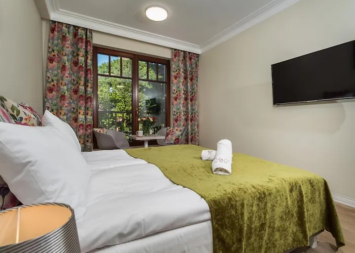 Zamorski By The Sea 3*